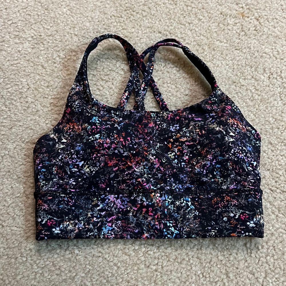 Lululemon sports bra size 4